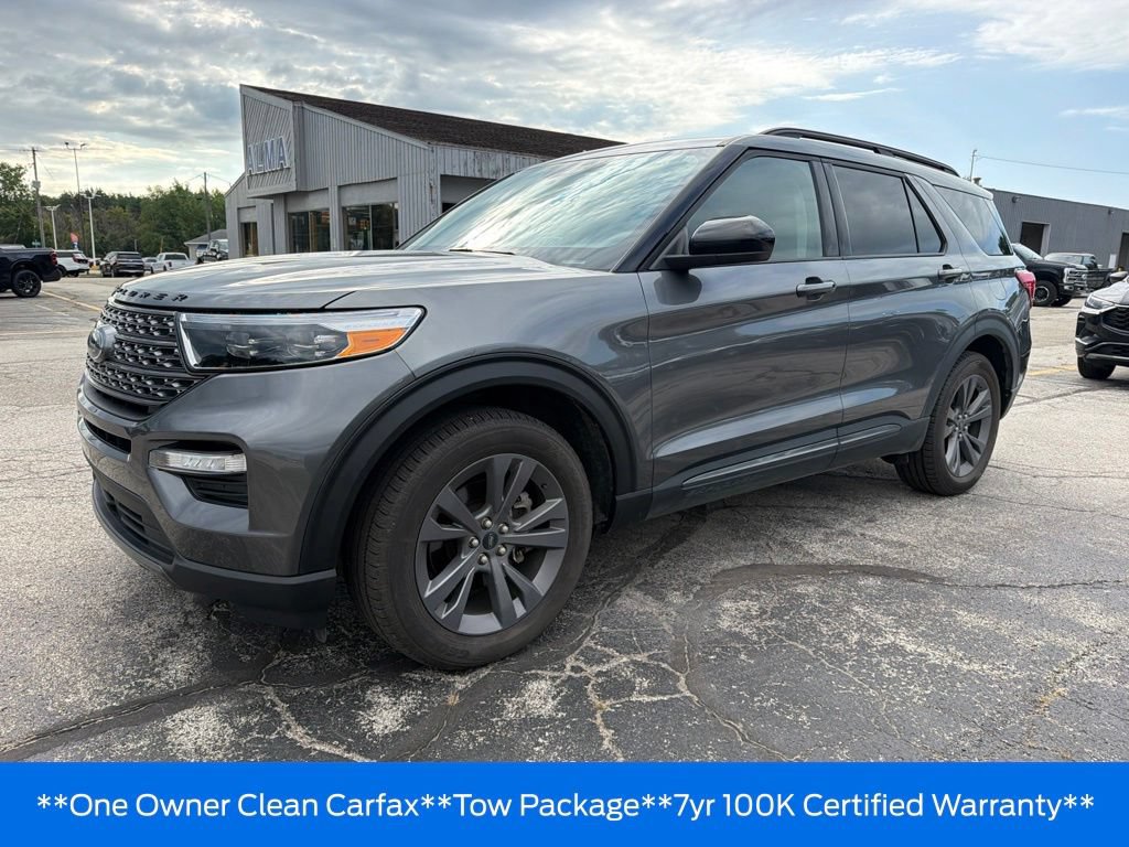 Certified 2023 Ford Explorer XLT w/ Equipment Group 202A AWD/4WD image 3