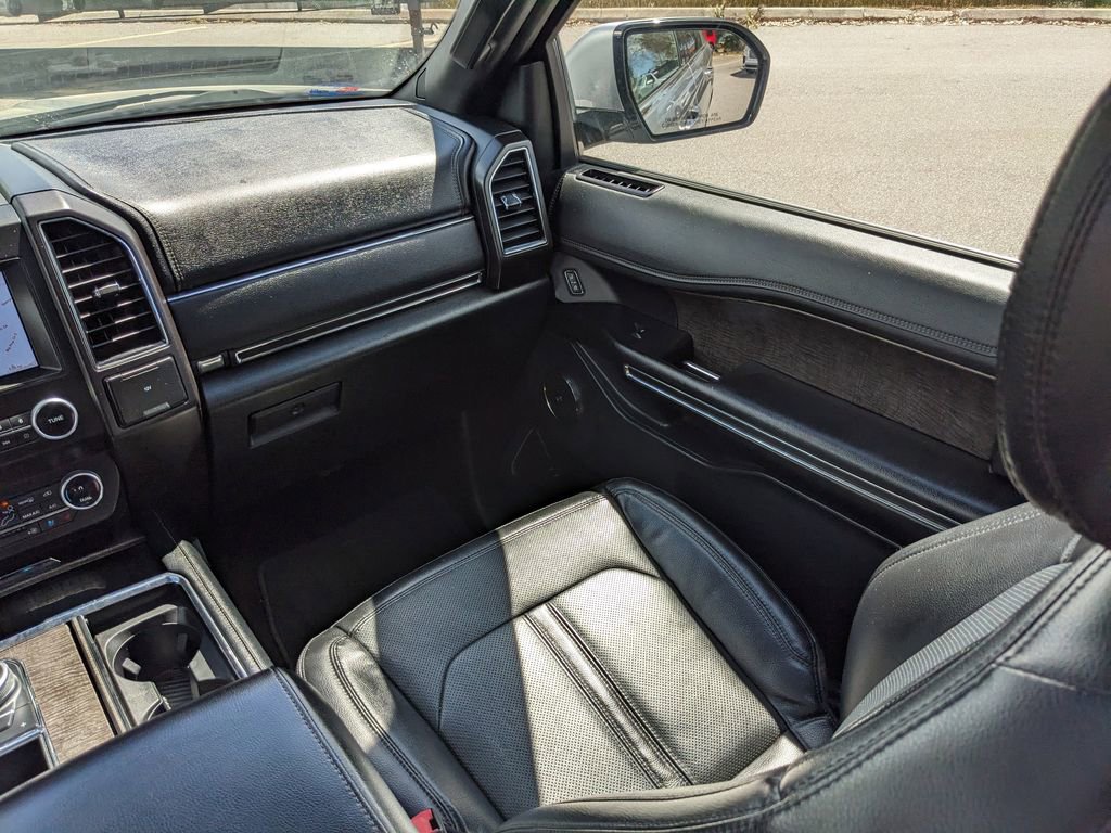 Certified 2021 Ford Expedition Limited image 17