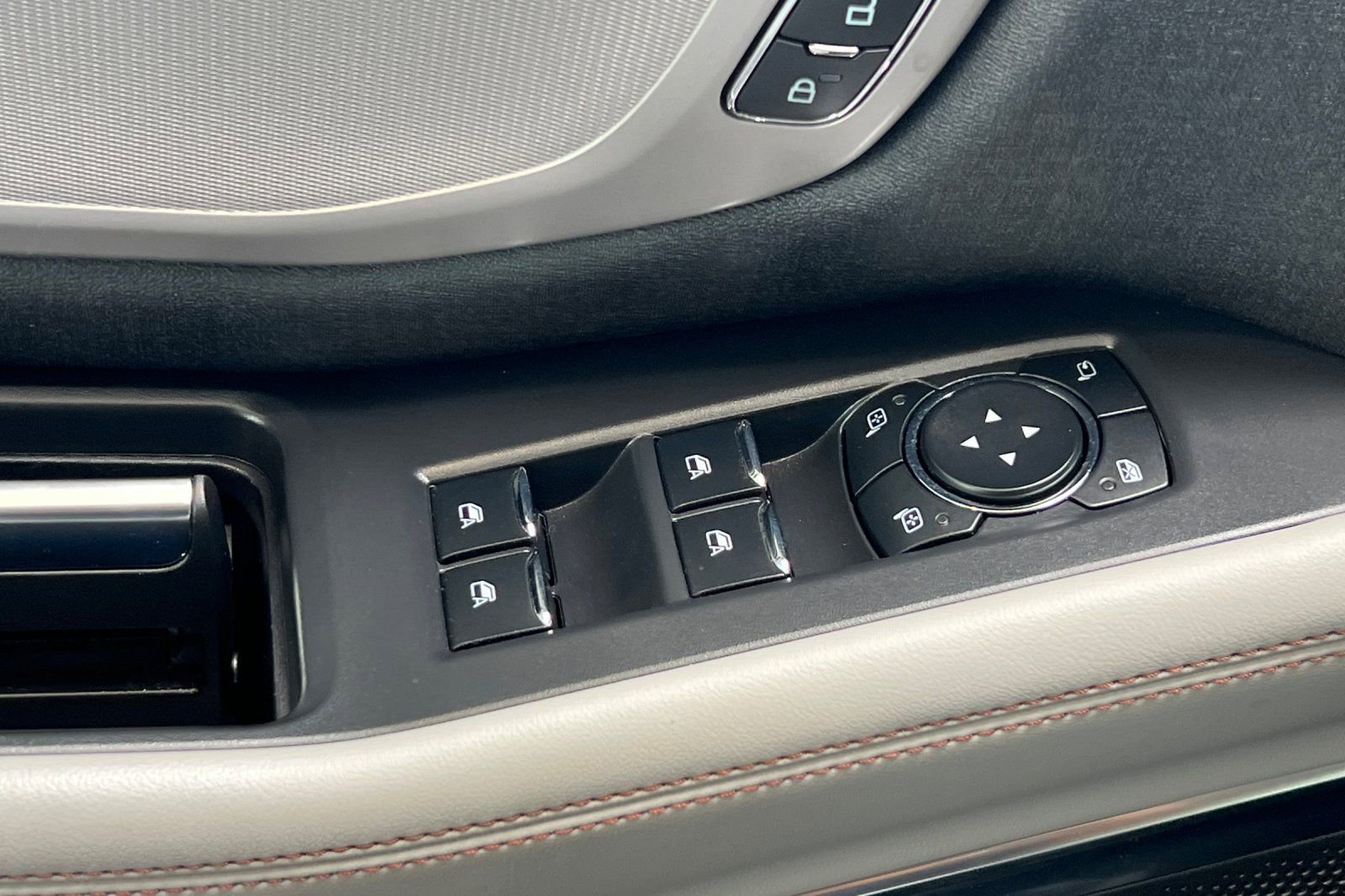 Certified 2025 Ford Expedition Max Active AWD/4WD image 14