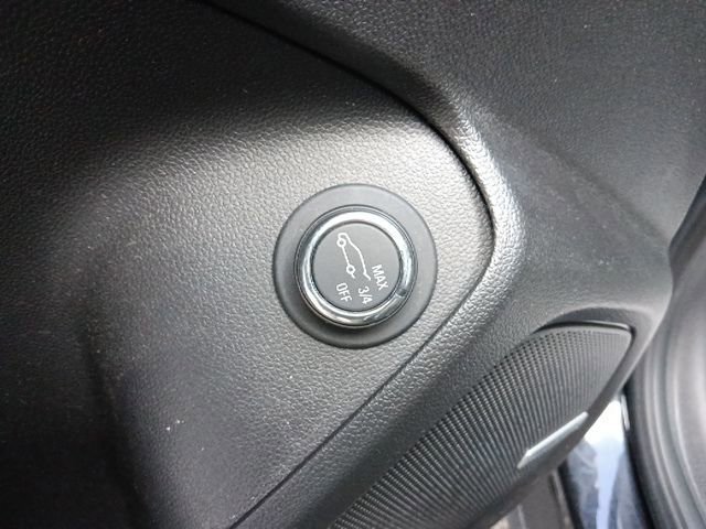 Used 2022 Chevrolet TrailBlazer RS w/ Sun and Liftgate Package image 13