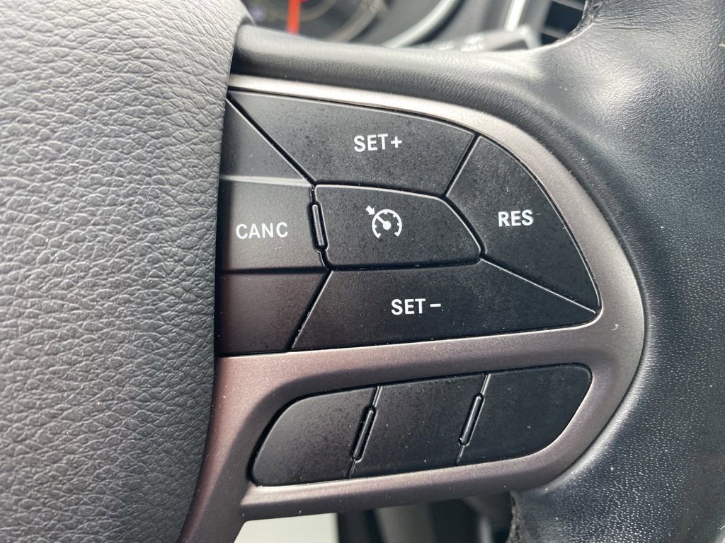 Used 2021 Jeep Cherokee Latitude Lux w/ Comfort/Convenience Group image 28