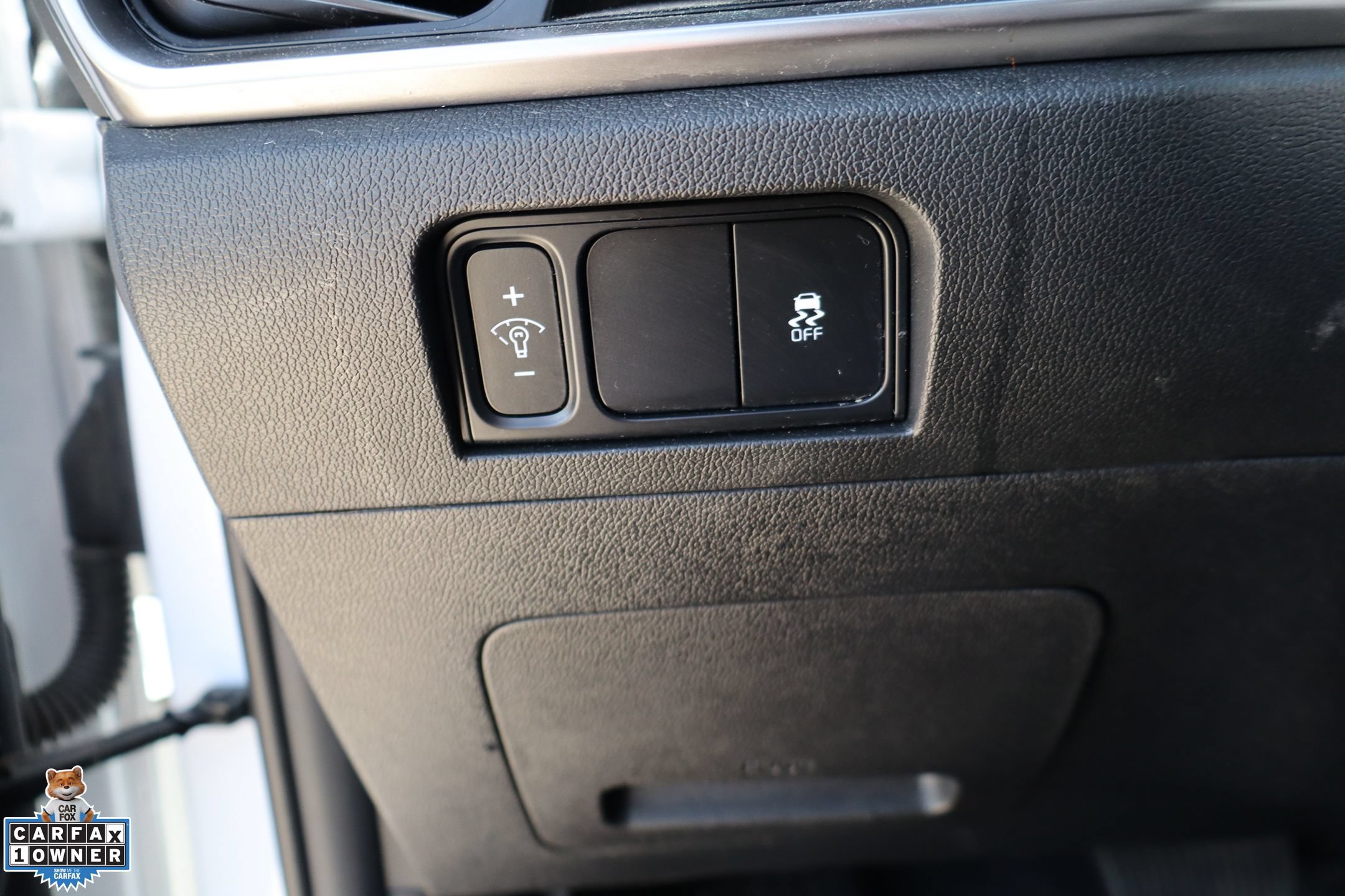 Used 2025 Kia Sorento S FWD image 14