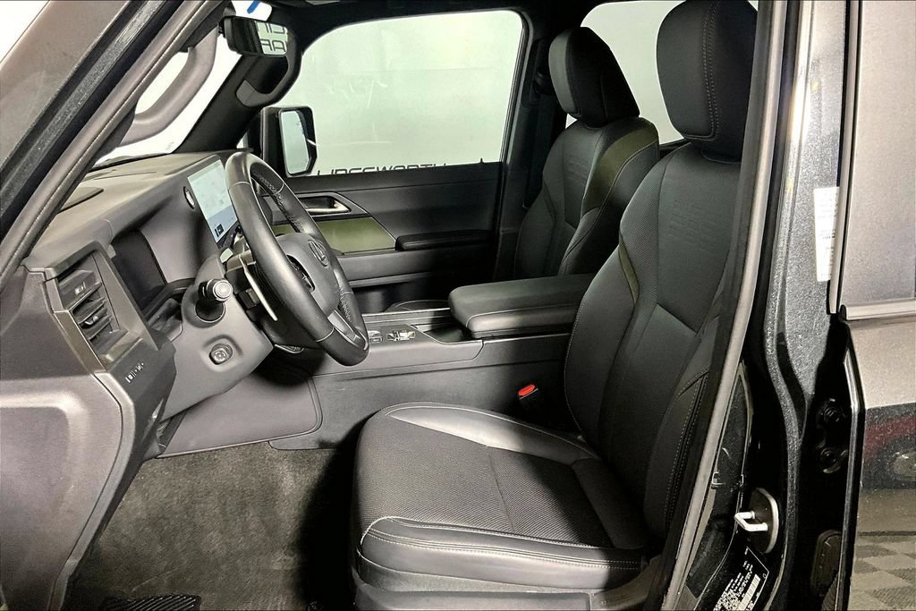 Used 2024 Lexus GX 550 AWD/4WD image 20