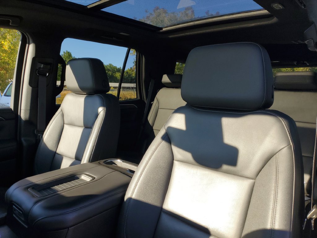 Used 2022 Chevrolet Tahoe LT AWD/4WD image 16