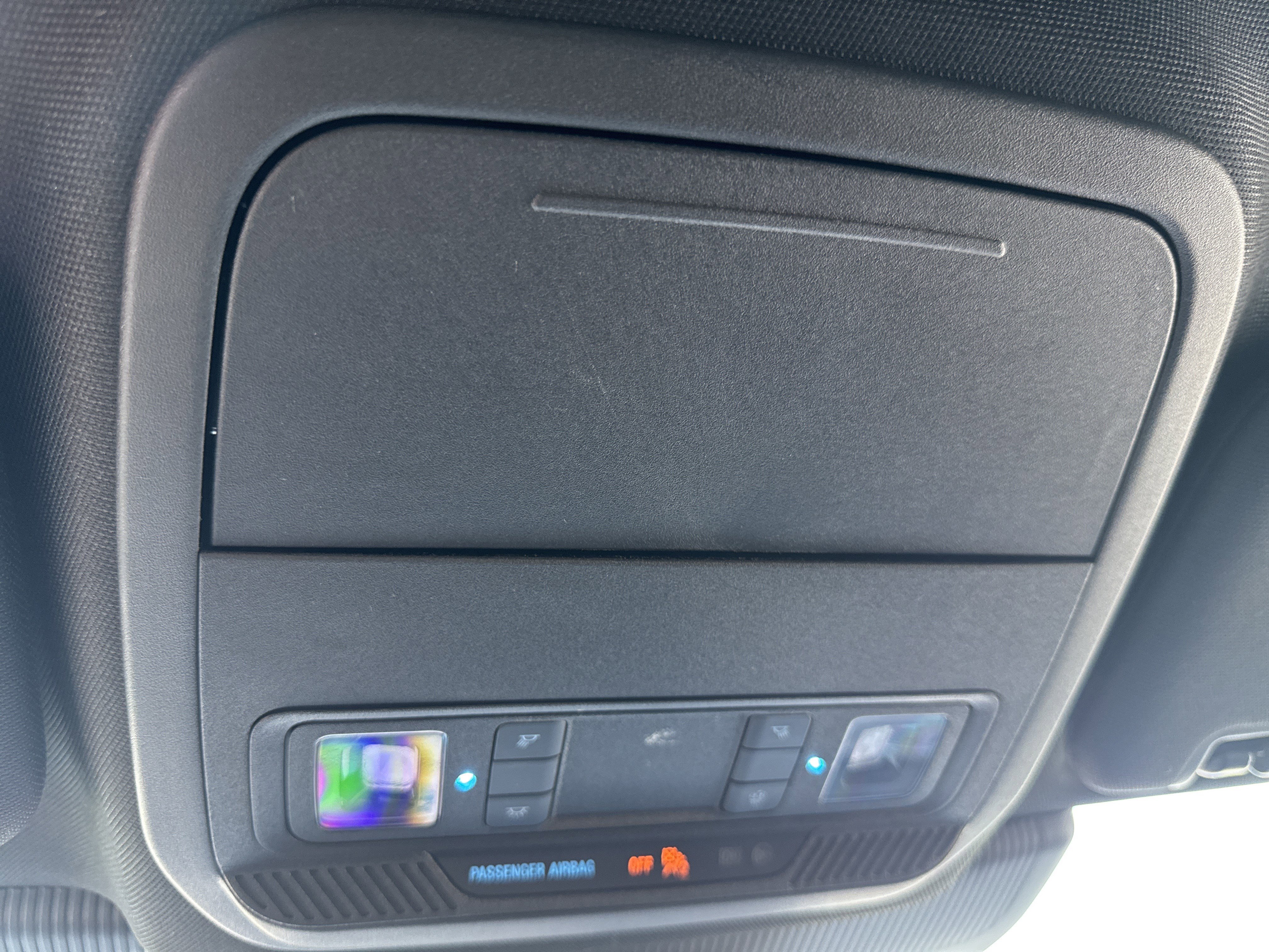 Certified 2025 Ford Explorer ST-Line w/ Premium Package RWD image 28