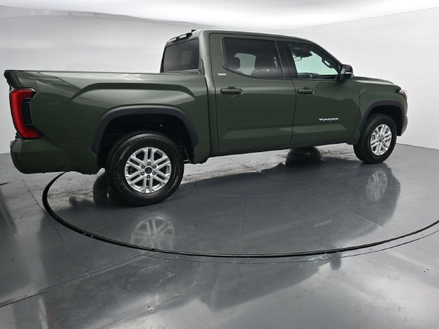 Used 2023 Toyota Tundra SR5 w/ SR5 Premium Package AWD/4WD image 10