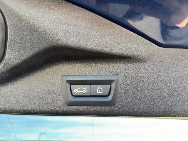 Used 2023 BMW X5 xDrive45e w/ Executive Package image 18