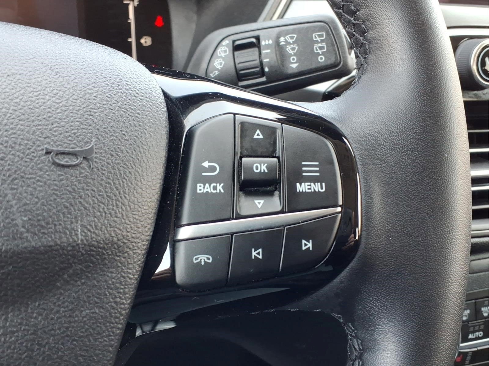 Certified 2024 Ford Escape Active AWD/4WD image 24