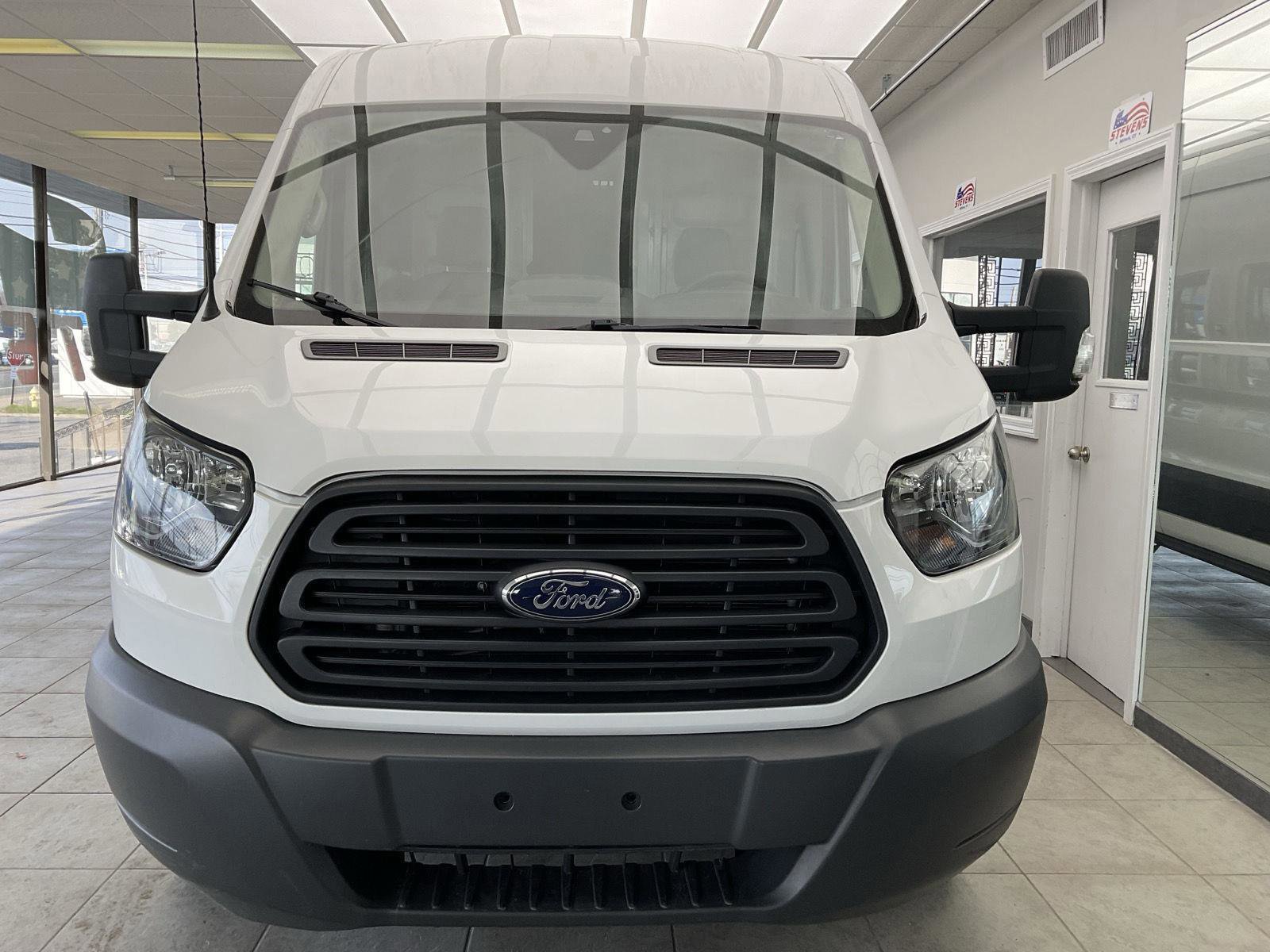 Certified 2018 Ford Transit 250 148 Medium Roof w/ Interior Upgrade Package image 7