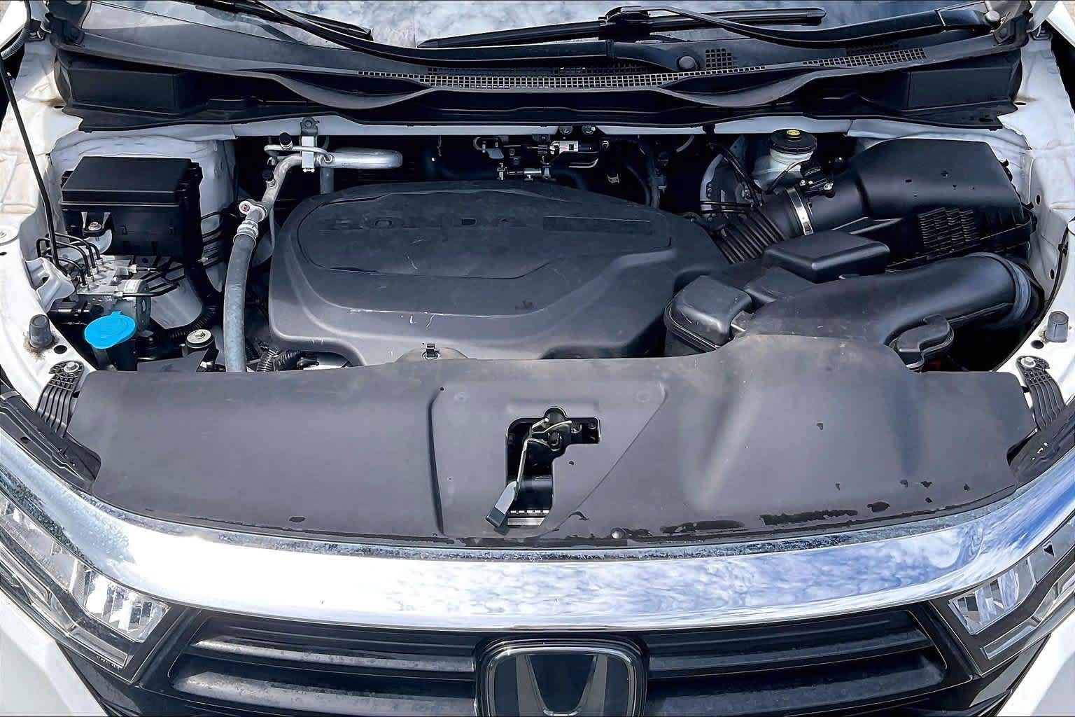 Used 2023 Honda Odyssey Elite image 9