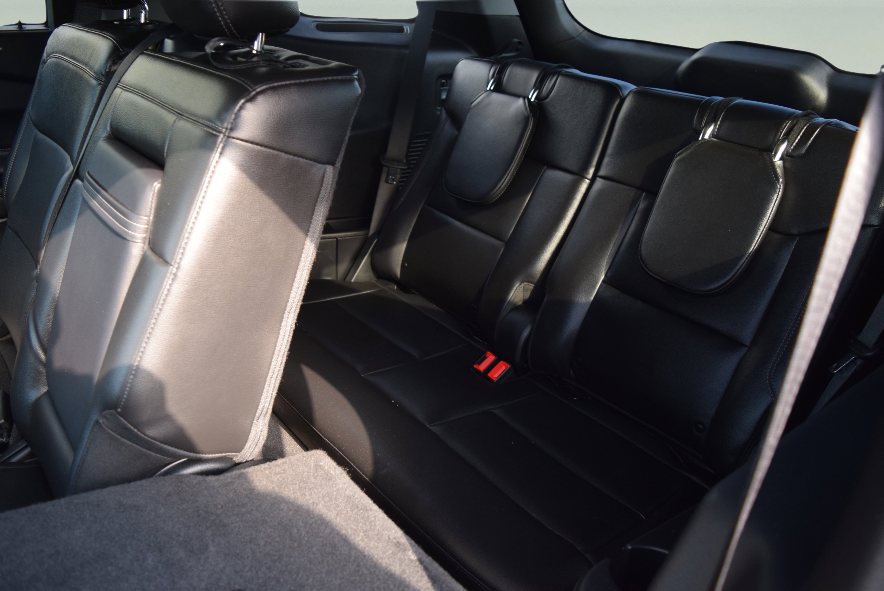 Certified 2022 Ford Explorer Limited AWD/4WD image 8