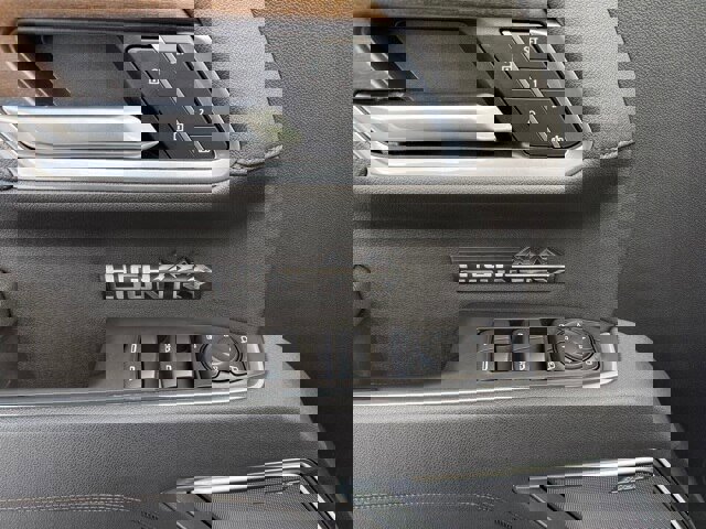 Used 2025 Chevrolet Silverado 1500 High Country w/ Z71 Off-Road Package image 17