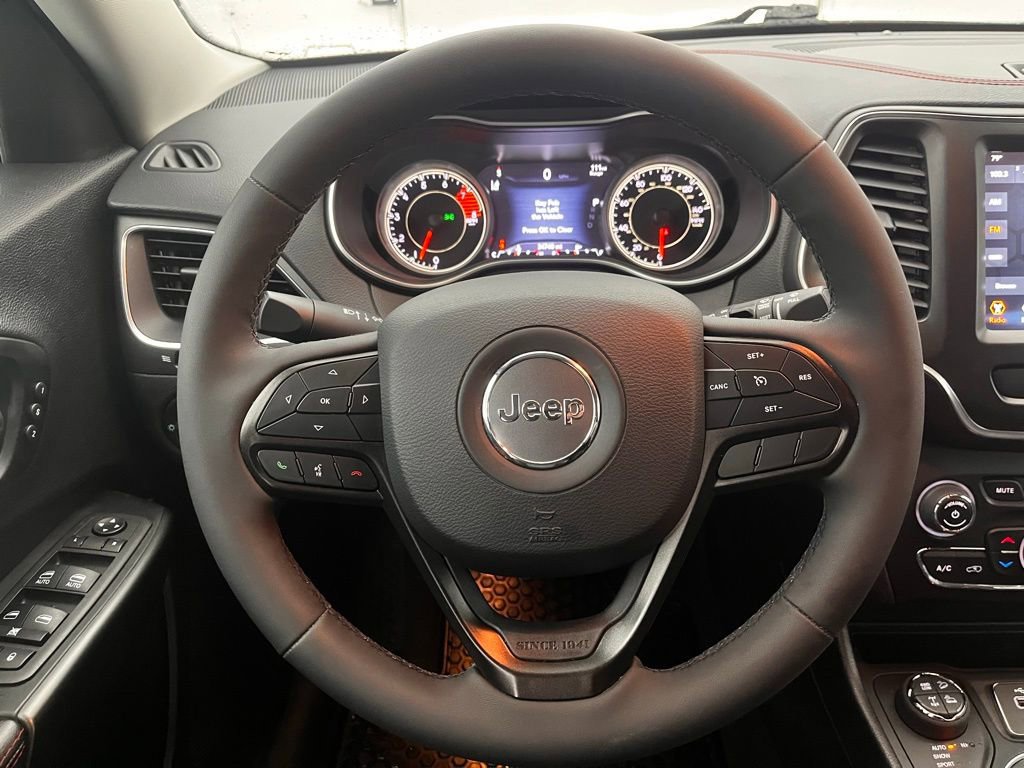 Used 2022 Jeep Cherokee Trailhawk w/ Premium Leather Package image 22