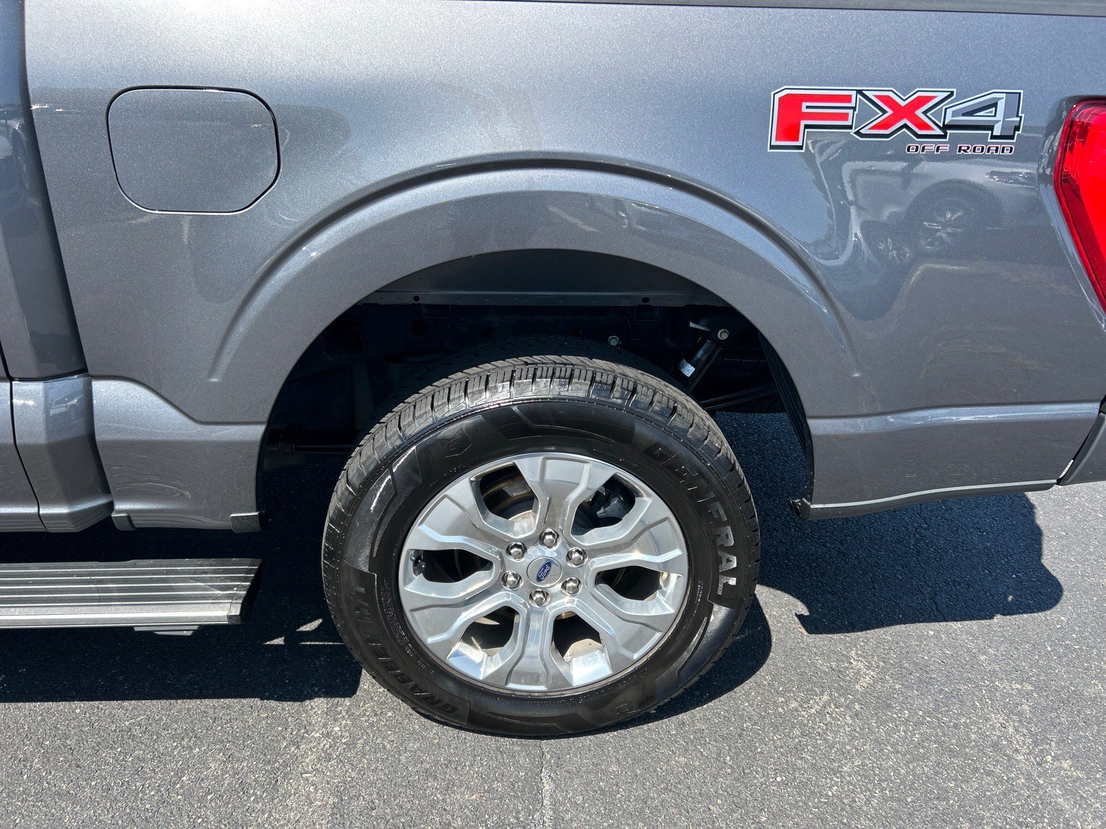 Certified 2021 Ford F150 Platinum w/ Equipment Group 701A High AWD/4WD image 33
