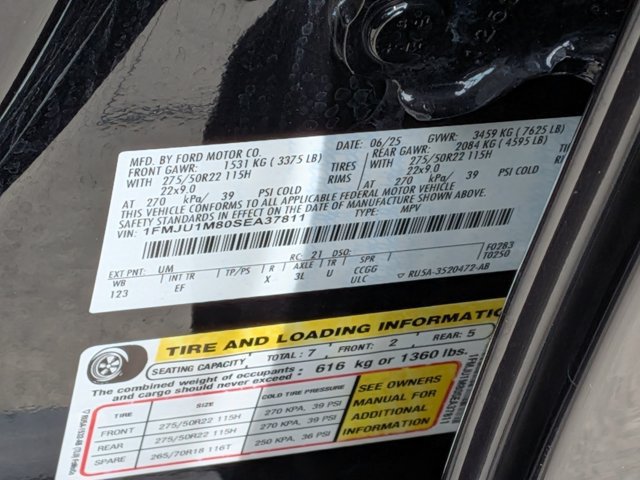 Certified 2025 Ford Expedition Platinum w/ Driver's Package AWD/4WD image 20