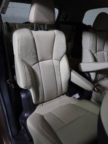 Used 2021 Subaru Ascent Premium w/ Convenience Package AWD/4WD image 9