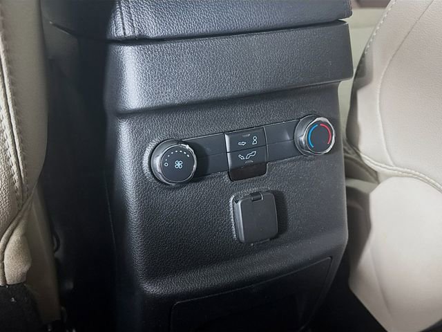 Certified 2018 Ford Explorer XLT w/ Equipment Group 202A image 30