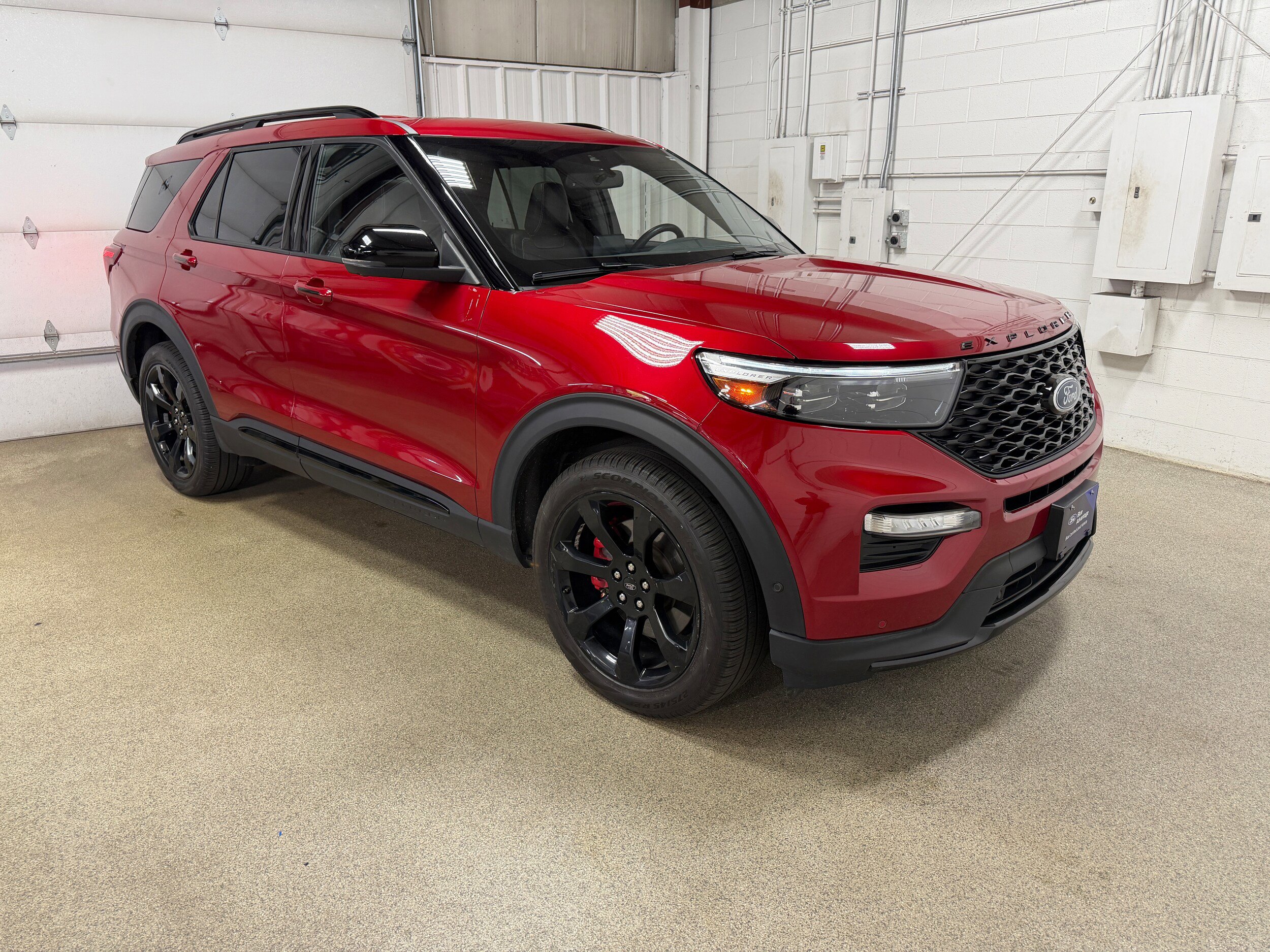 Certified 2020 Ford Explorer ST w/ ST Street Pack AWD/4WD image 4
