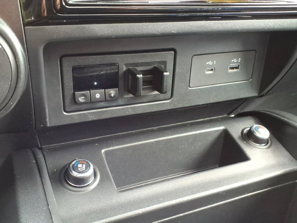 Used 2021 Nissan Titan PRO-4X w/ Pro-4x Convenience Package AWD/4WD image 28