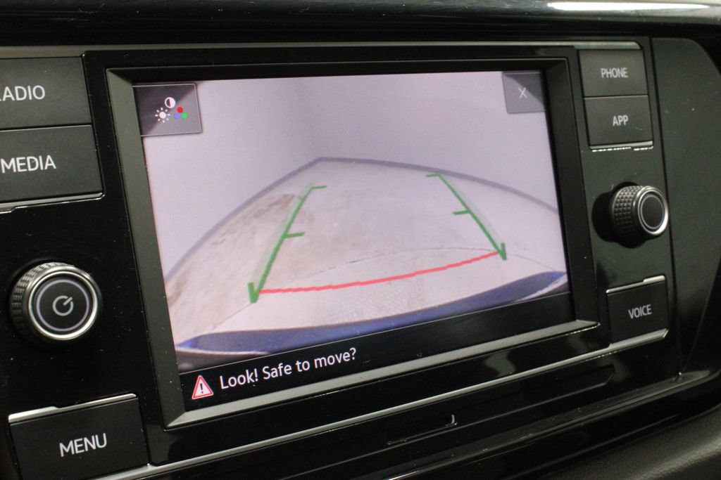 Used 2024 Volkswagen Taos S AWD/4WD image 3