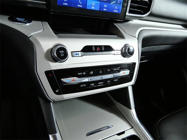Certified 2023 Ford Explorer XLT w/ Equipment Group 202A image 20