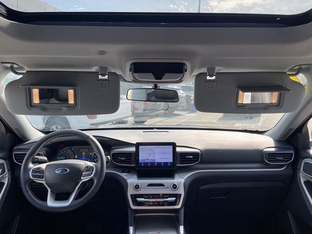 Certified 2022 Ford Explorer XLT w/ Equipment Group 202A image 17