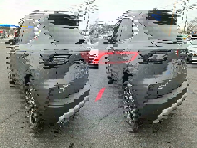 Certified 2024 Ford Escape Platinum image 3