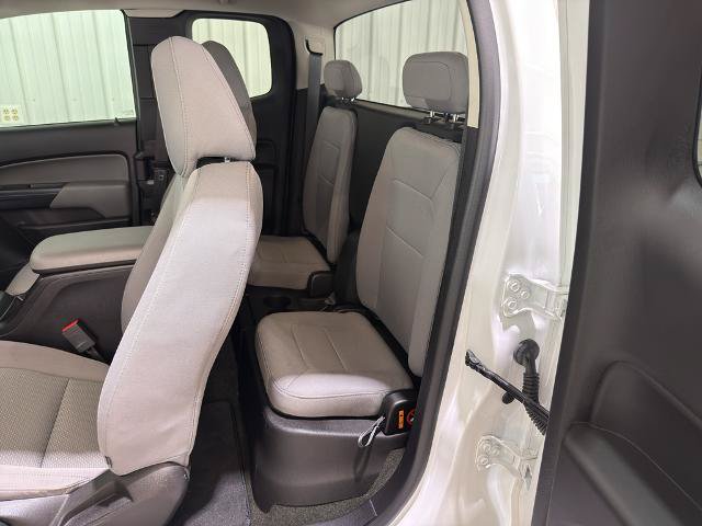Used 2017 Chevrolet Colorado W/T w/ WT Convenience Package RWD image 9