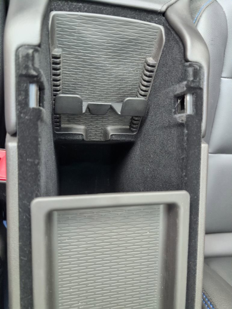 Used 2024 Cadillac XT4 Sport w/ Cold Weather Package image 47