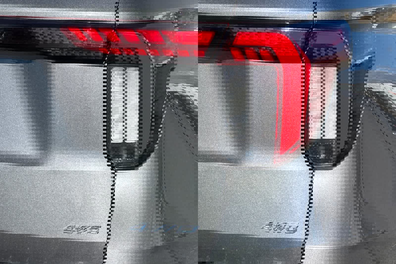 Certified 2025 Ford Explorer ST-Line w/ ST-Line Street Pack image 29