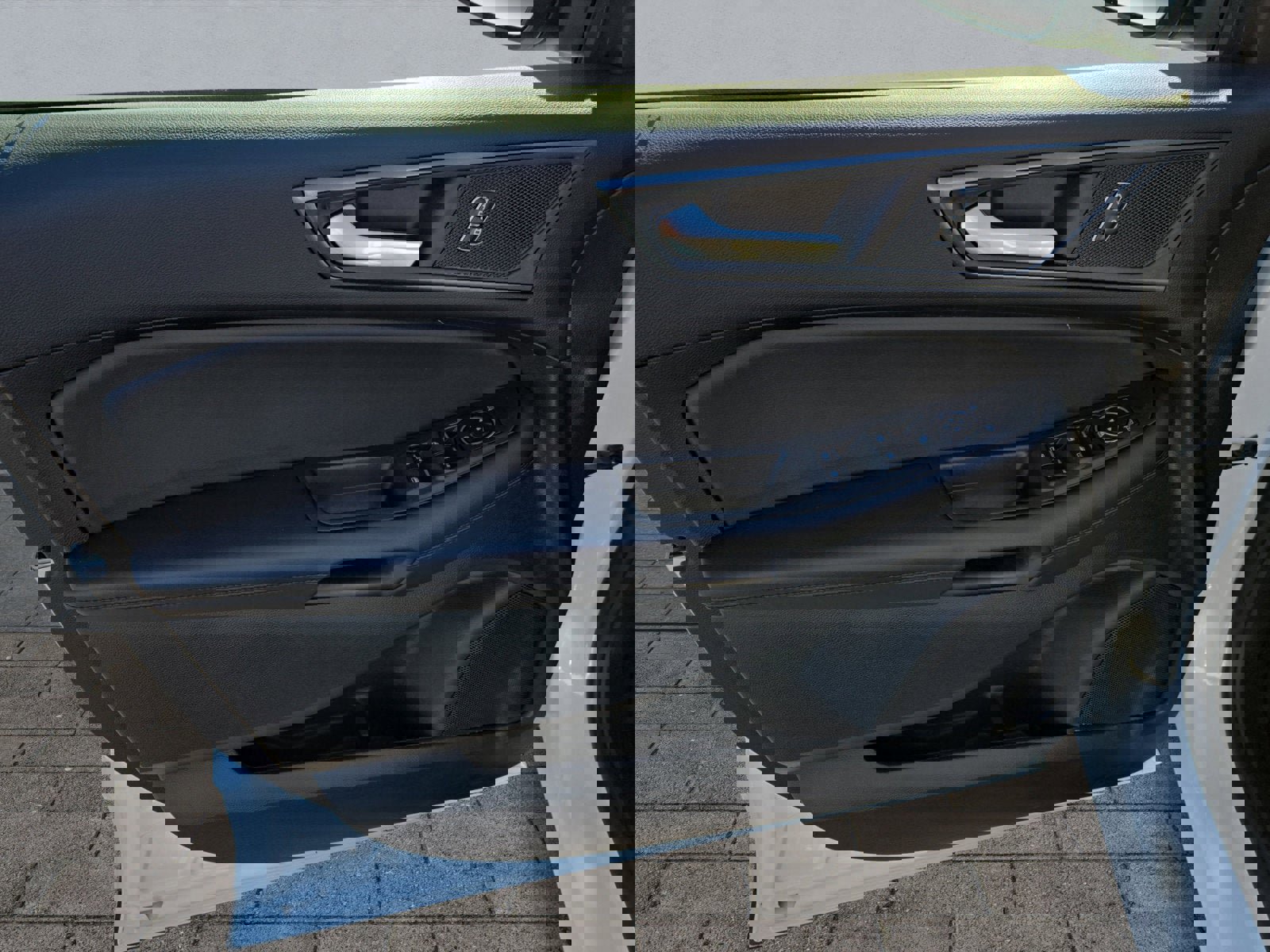 Certified 2024 Ford Edge SE image 10