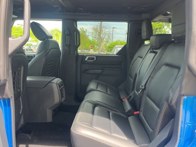 Certified 2025 Ford Bronco Badlands w/ Sasquatch Package AWD/4WD image 13