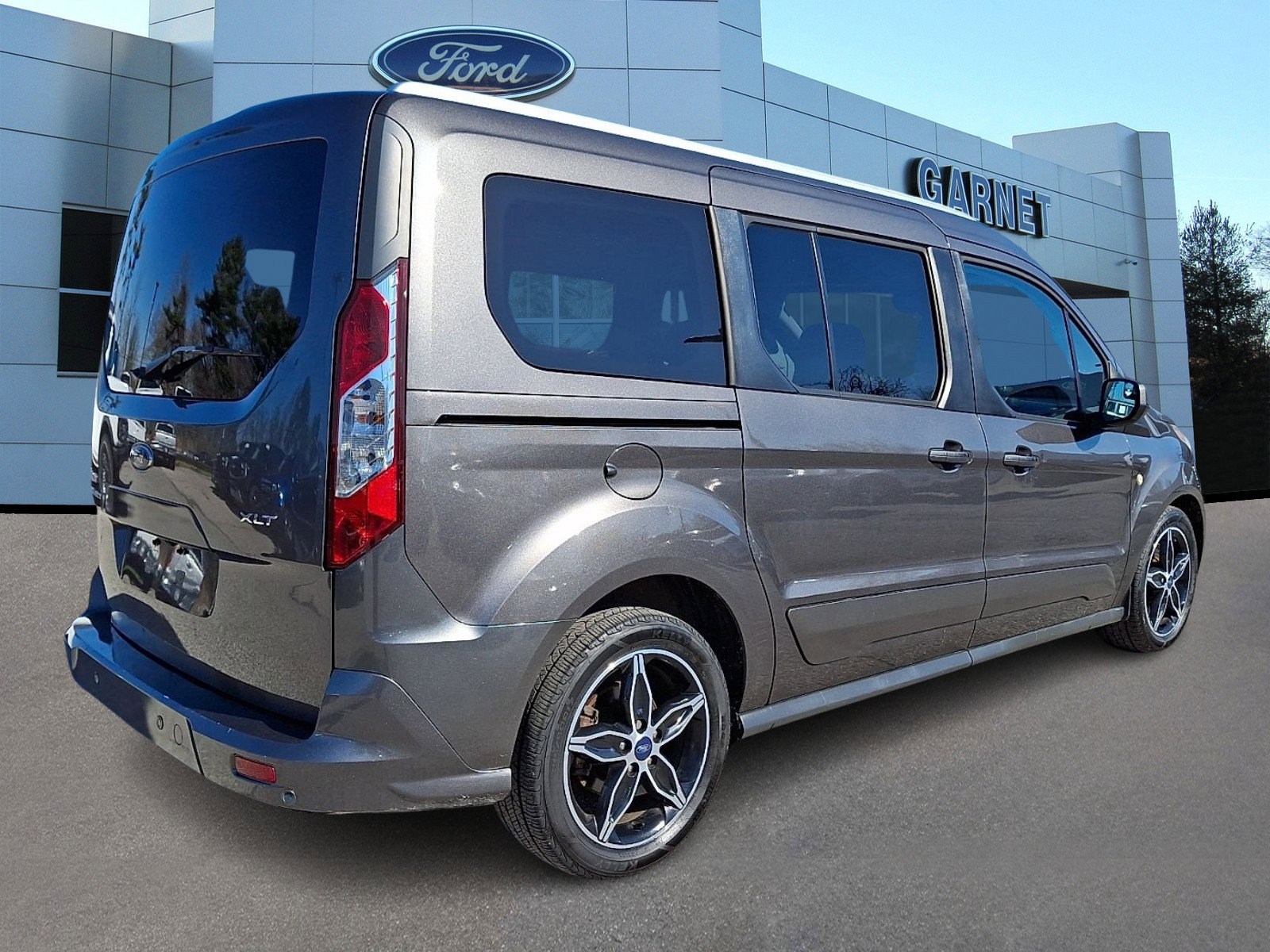 Certified 2018 Ford Transit Connect XLT image 8