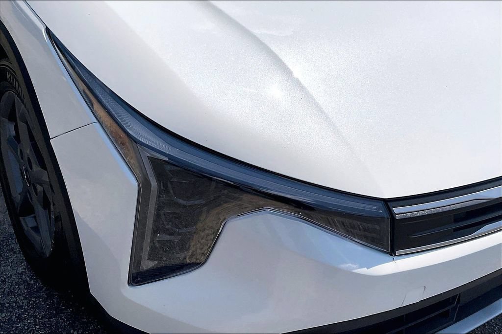 Used 2025 Kia K4 FWD image 29