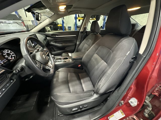 Used 2019 Nissan Altima 2.5 SV FWD image 17