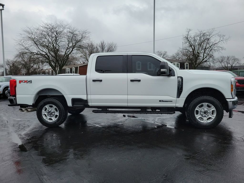 Certified 2025 Ford F250 XLT w/ FX4 Off-Road Package image 3