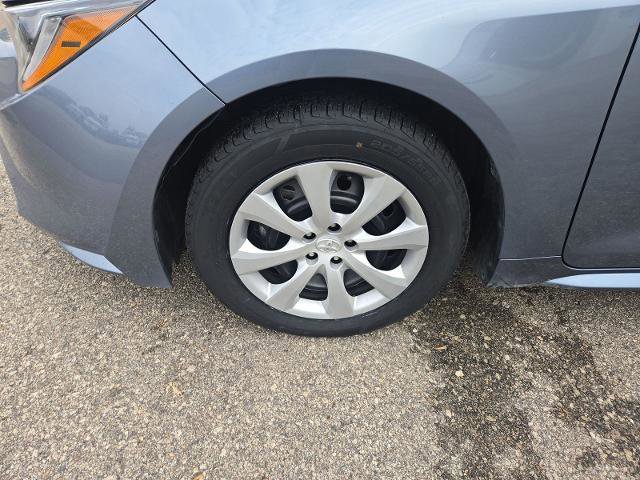 Used 2022 Toyota Corolla LE image 26