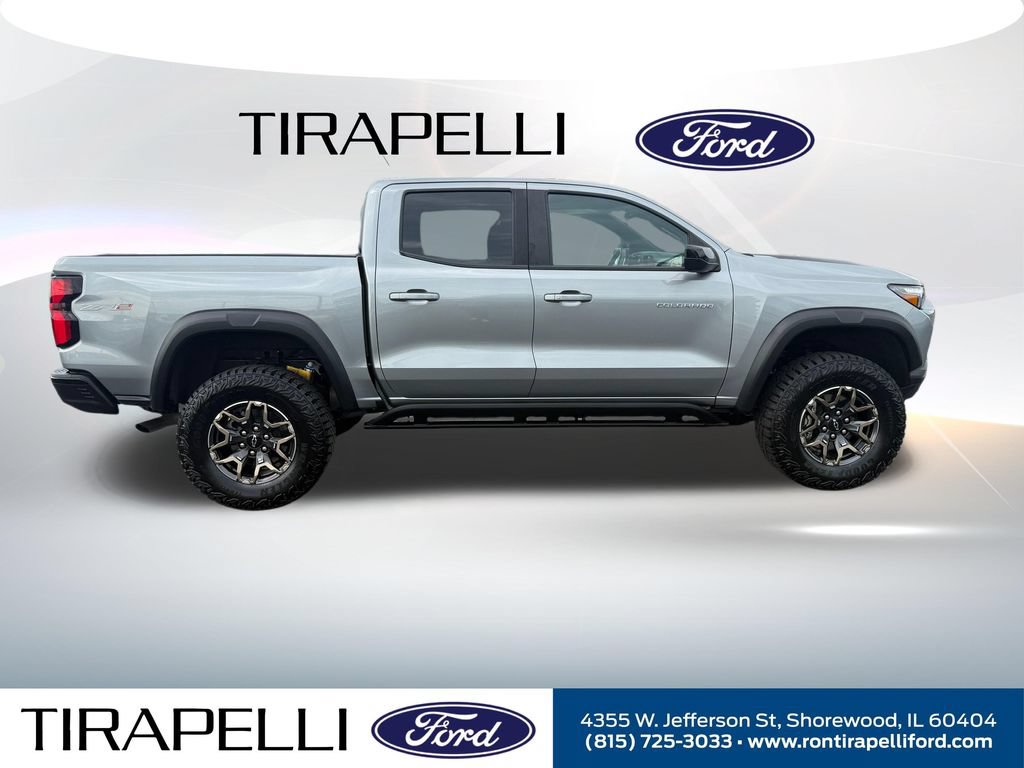 Used 2024 Chevrolet Colorado ZR2 w/ ZR2 Convenience Package III AWD/4WD image 4
