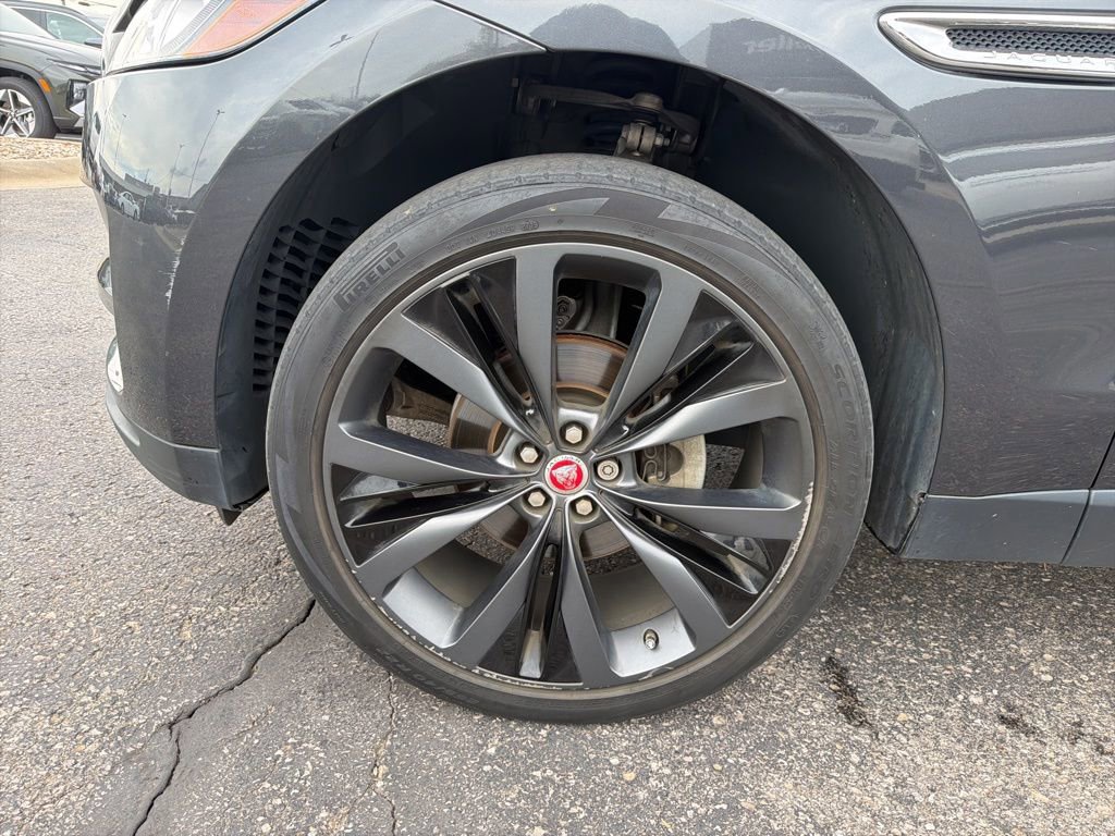 Used 2020 Jaguar F-PACE Prestige AWD/4WD image 7