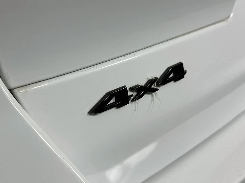 Used 2024 Jeep Grand Cherokee L Laredo AWD/4WD image 7