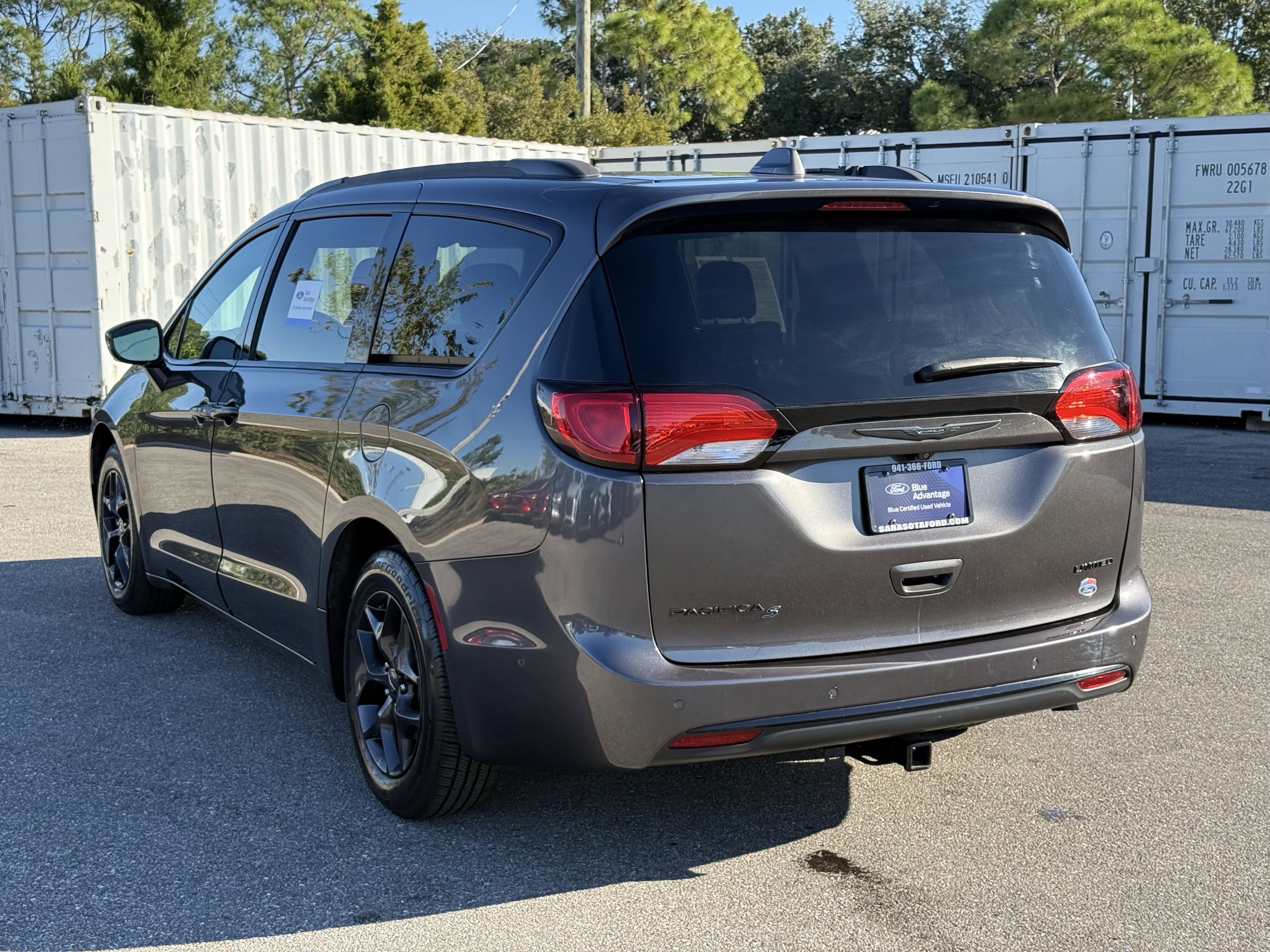 Used 2020 Chrysler Pacifica Limited w/ Advanced Safetytec Group image 6