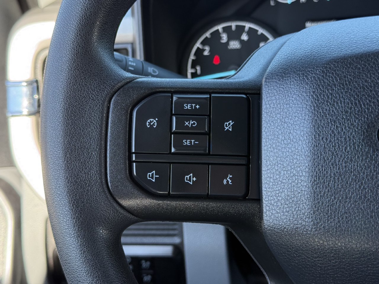 Certified 2025 Ford F250 XL w/ STX Appearance Package AWD/4WD image 12