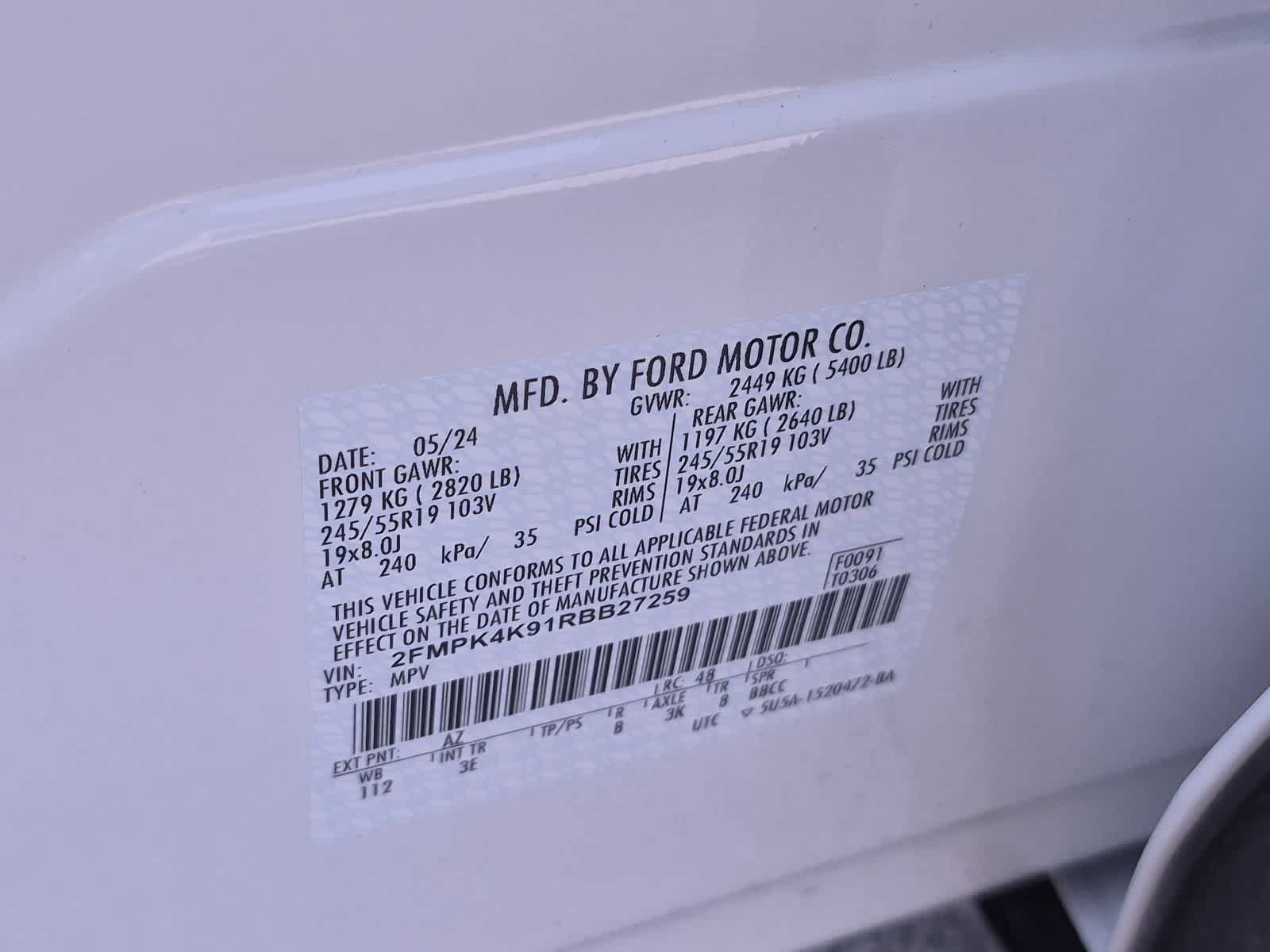 Certified 2024 Ford Edge Titanium AWD/4WD image 35