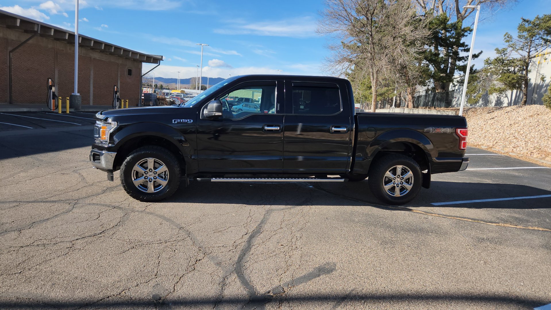 Certified 2020 Ford F150 XLT w/ Equipment Group 302A Luxury image 6