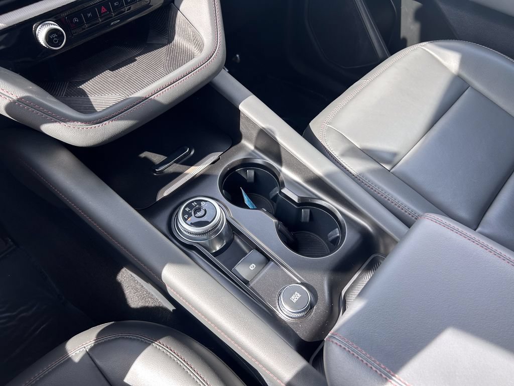 Certified 2025 Ford Explorer Active w/ Active Comfort Package AWD/4WD image 30