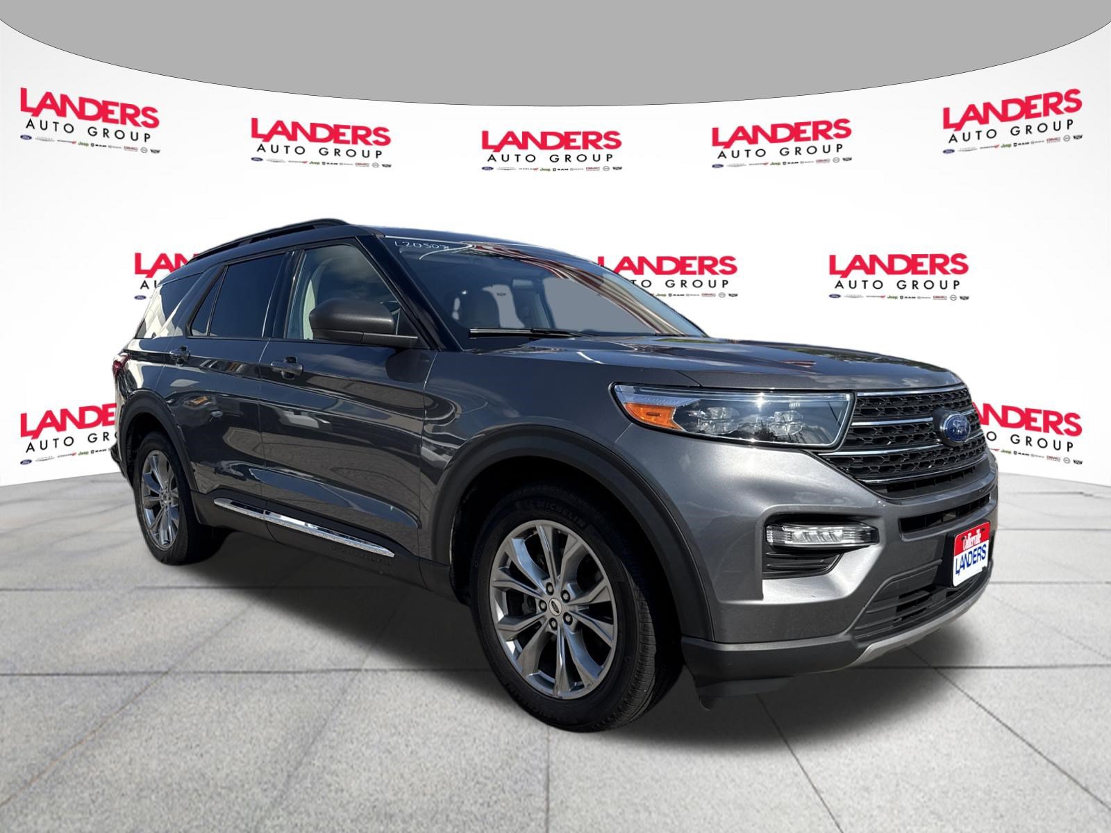 Certified 2022 Ford Explorer XLT w/ Equipment Group 202A