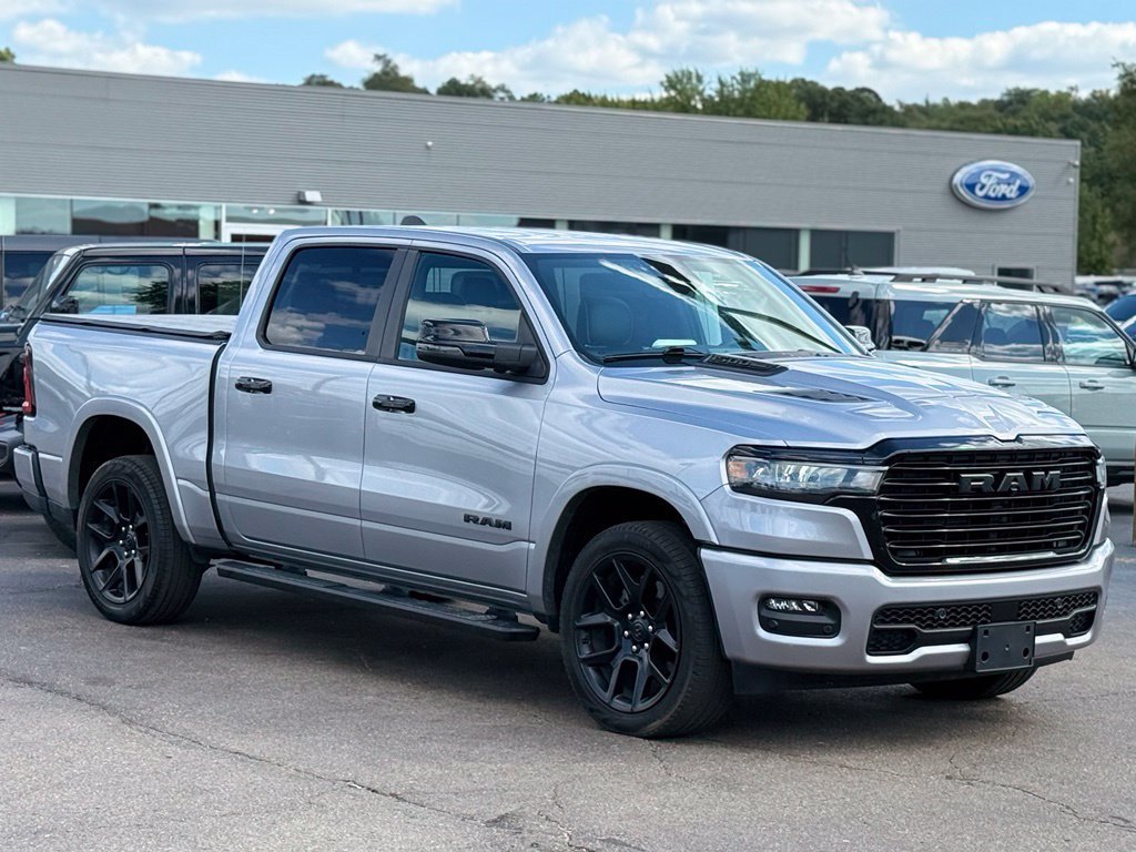Used 2025 RAM 1500 Laramie w/ Night Edition AWD/4WD image 30