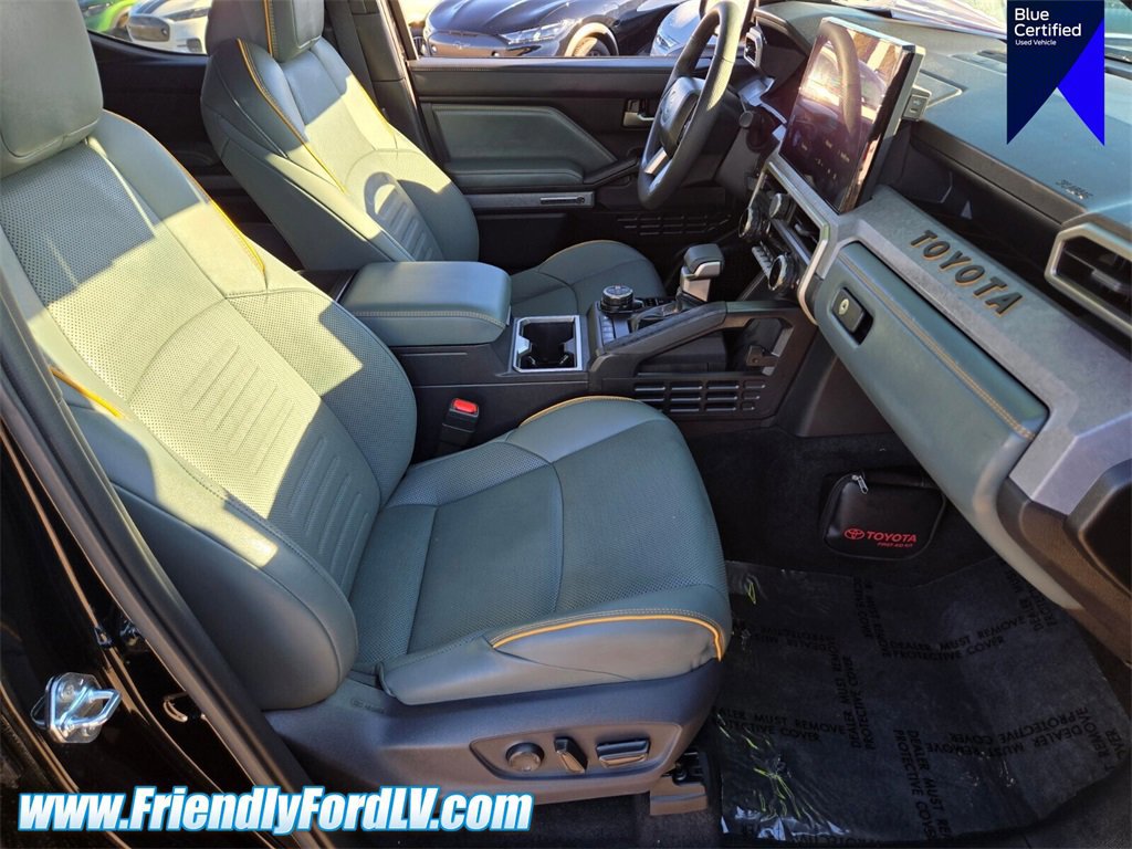 Used 2025 Toyota Tacoma Trailhunter image 16