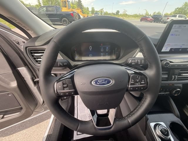 Certified 2023 Ford Escape Active AWD/4WD image 15
