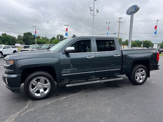 Used 2017 Chevrolet Silverado 1500 LTZ Z71 w/ LTZ Plus Package AWD/4WD image 3